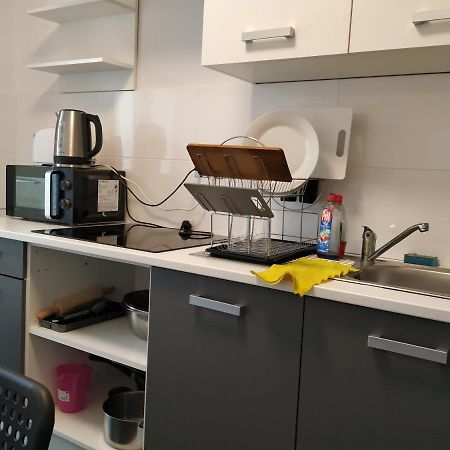 דירות שקאודיטז Mehrfamilien Haus מראה חיצוני תמונה