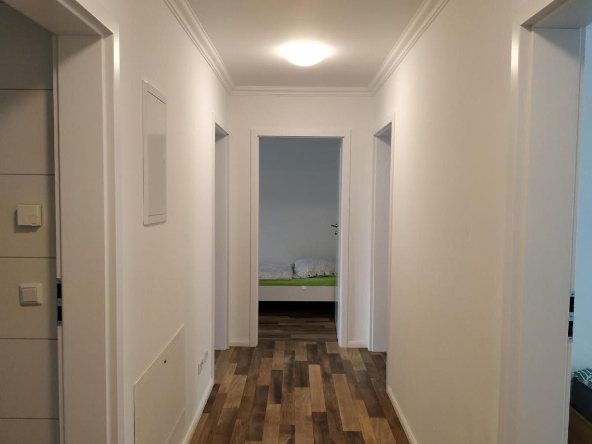דירות שקאודיטז Mehrfamilien Haus מראה חיצוני תמונה